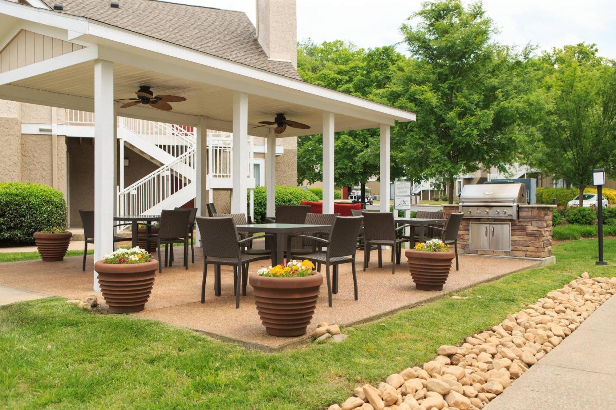Residence Inn By Marriott Nashville Airport Bagian luar foto